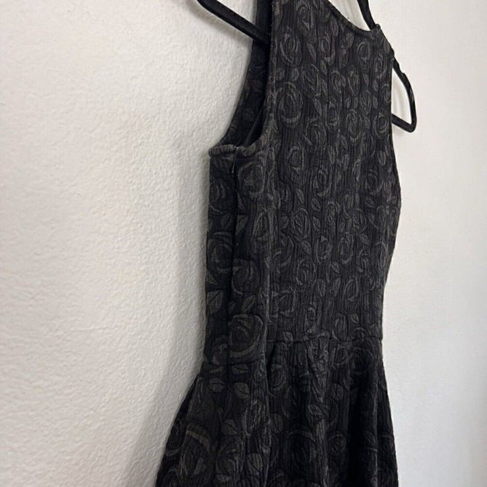 BB Dakota Grey & Black Brocade Sleeveless Fit & Flare Mini Dress Size Medium - Picture 11 of 11